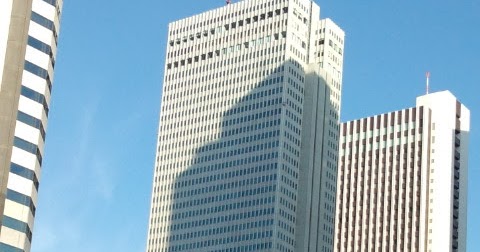 野村證券 大手証券 本社ビル 夜景